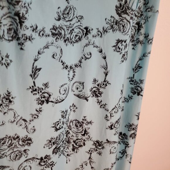 Linea Donatella Black Blue Floral Slip Night Gown V-neck Ruffled Hem Large - Picture 5 of 16